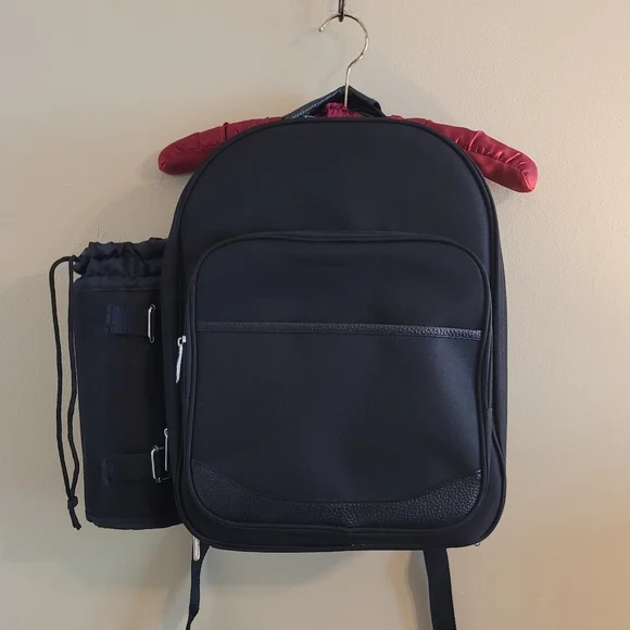 Backpack Picnic Insulated Wine carrier NWOT Hiking Wine Picnic Backpack for Two Black #82-408 | IWA Wine main image 3